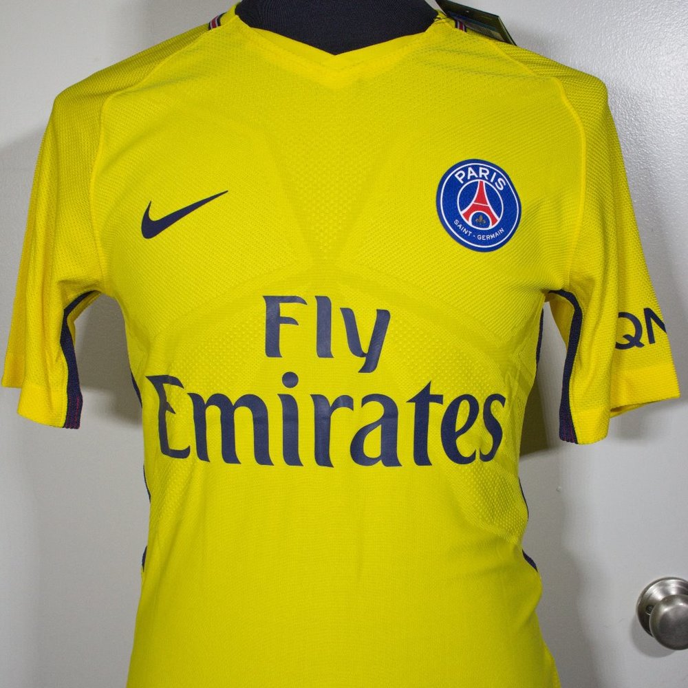 Paris St Germain Men's Jersey 2018-OPEN TO OFFERS